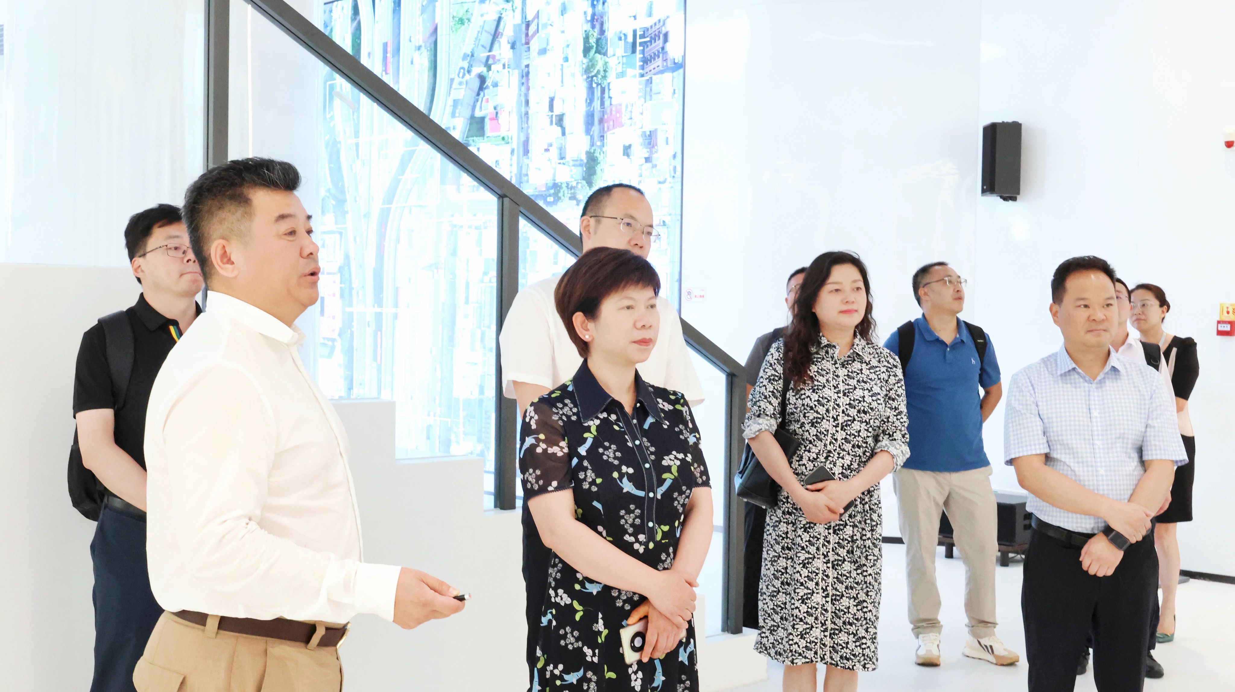 豪运国际welcome与成都会郫都区告竣战略相助 推动成都影视城建设