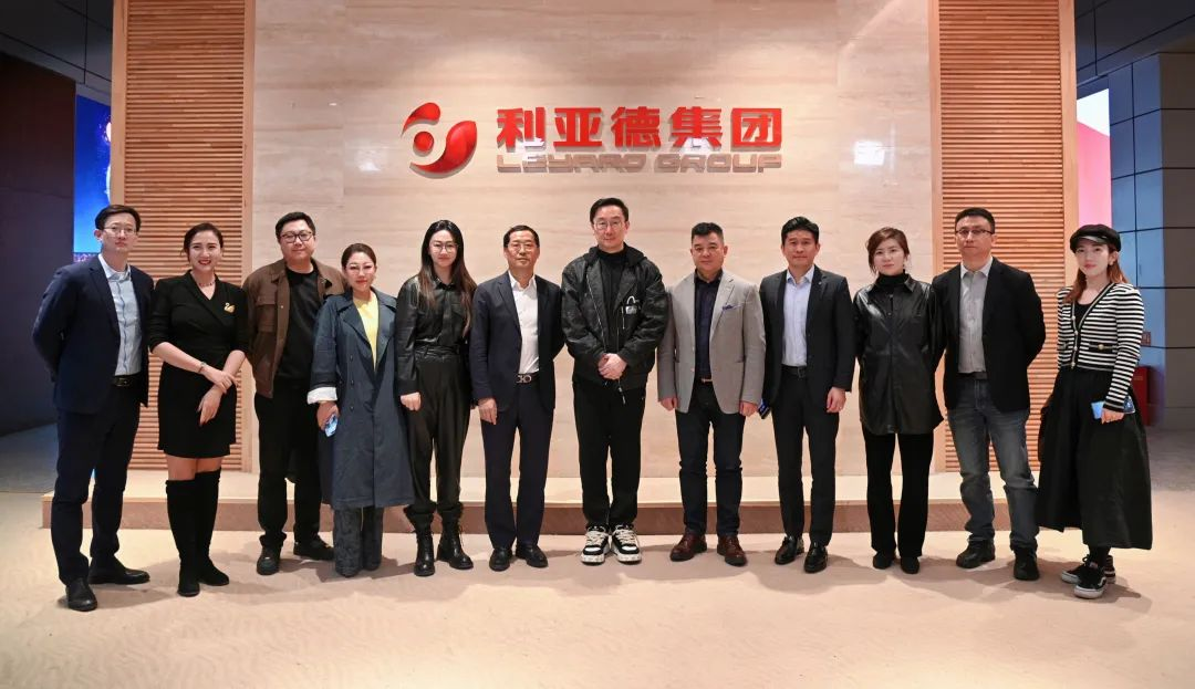 陆川导演到访豪运国际welcome，，，，，，解锁文化+科技融合新路径