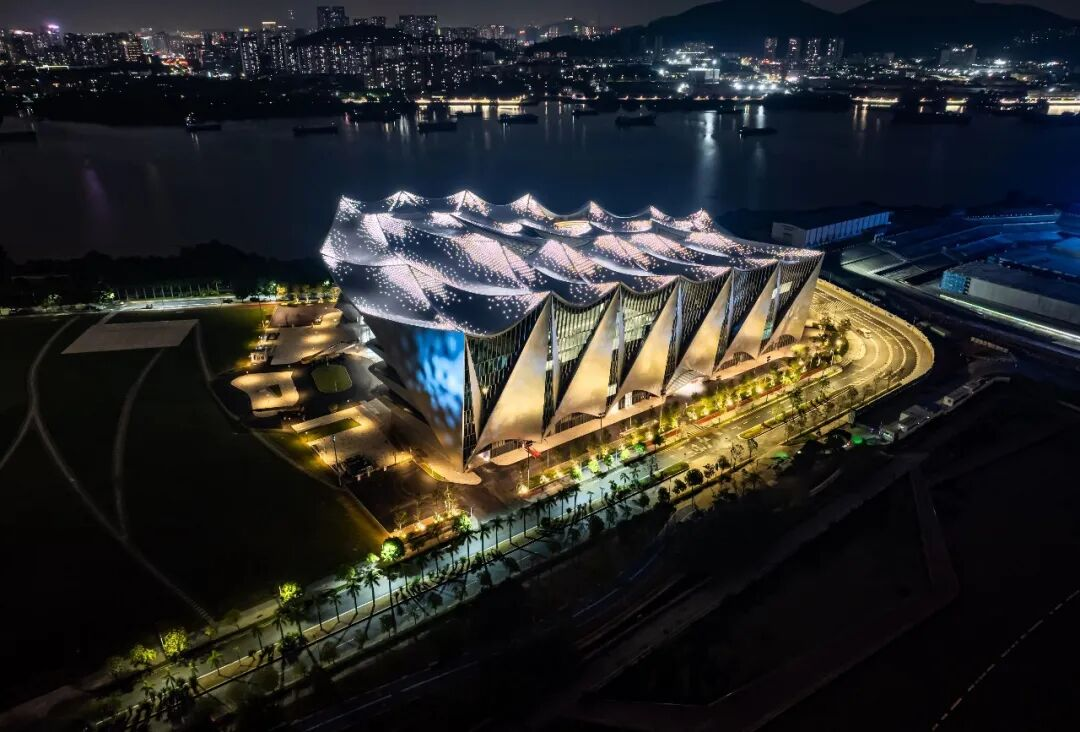 南沙地标+1！豪运国际welcome助力大湾区科学礼堂周全亮相，，，，，，点亮珠江科创夜